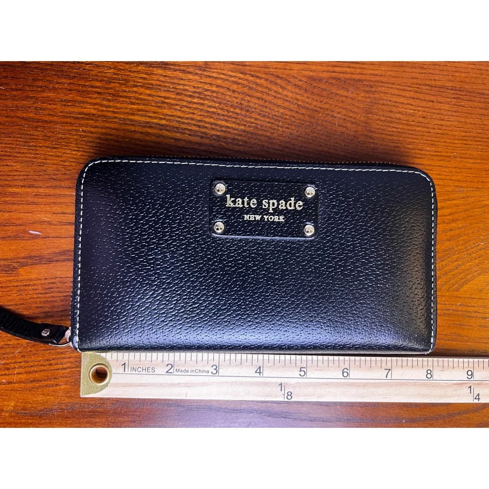 Kate Spade Black‎ Pebbled Leather Zip Around Continental Wallet EUC